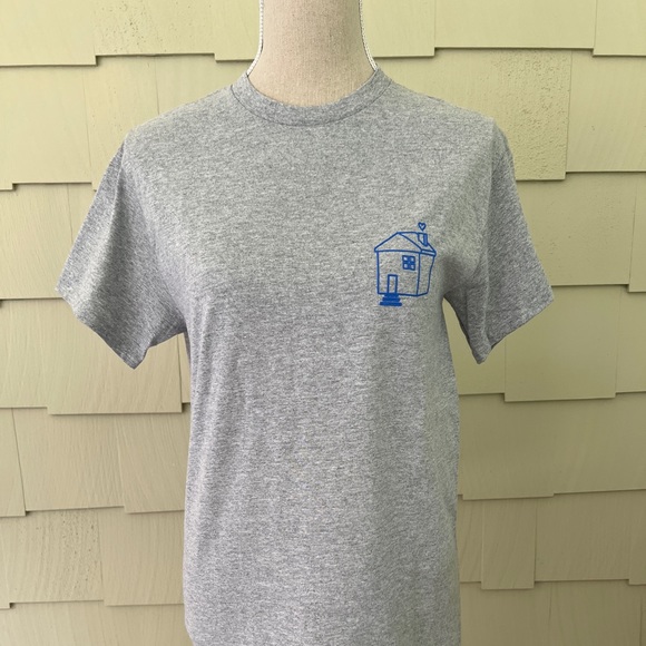 NWOT Harry's House Tracklist Tee unisex S - Picture 3 of 6